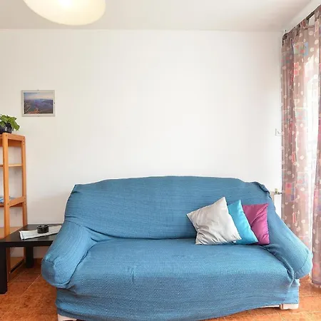 Apartmán Fuer 4 Personen Ca 86 Qm In Liznjan, Istrien Suedkueste Von Istrien *